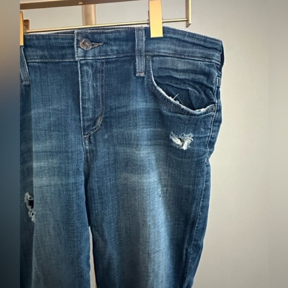 Joe’s Jeans Easy Crop Distressed Jeans Size 27 Blue Wash Cropped Relaxed